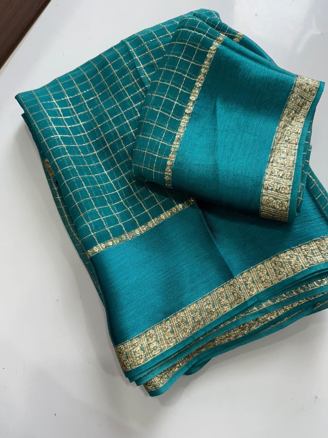 Georgette Viscose Checked Zari Weaving Sarees with Satin Patta Borders b2