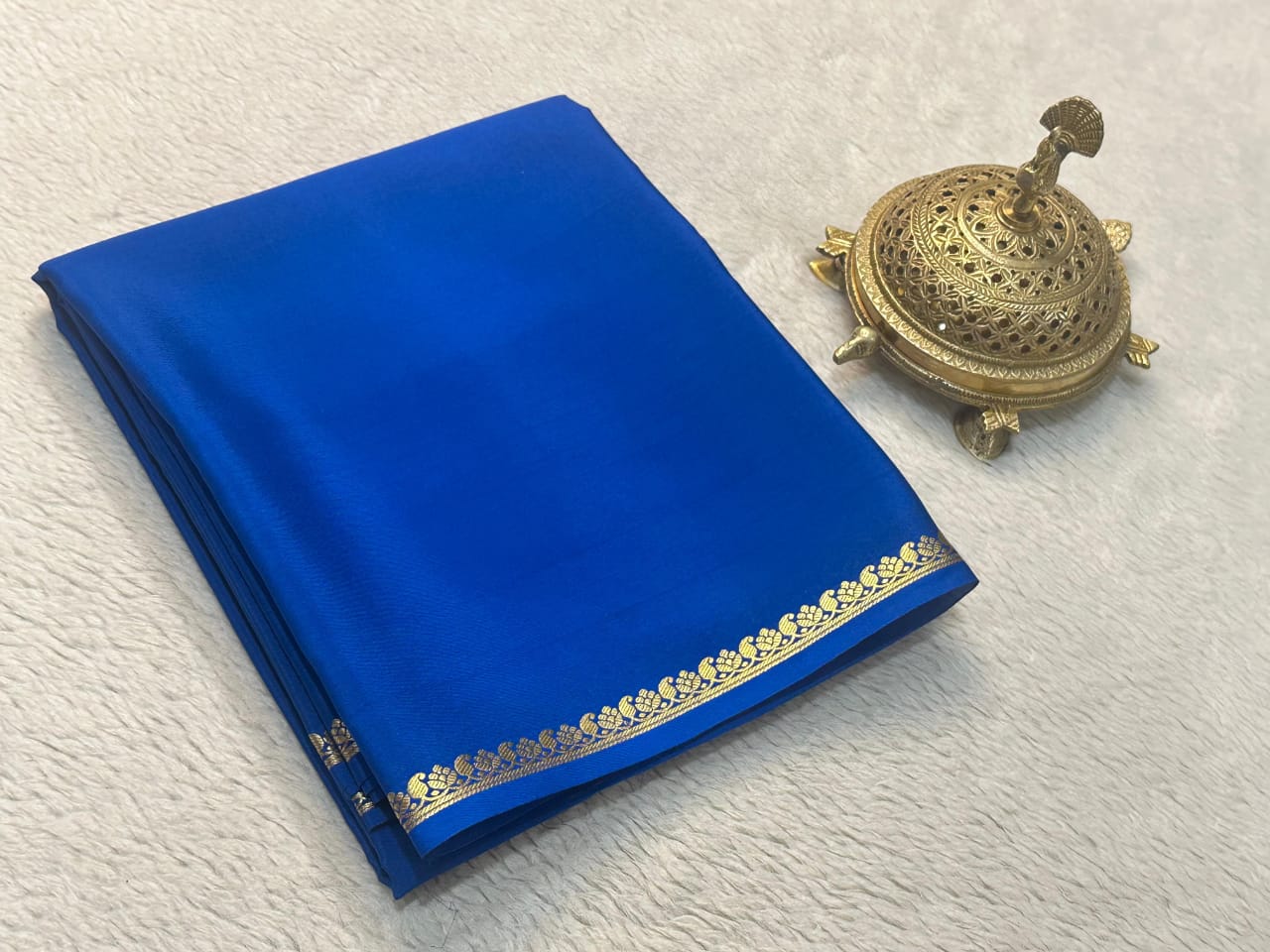 Soft Viscose Crepe Silk Saree with Golden Borders – ₹899