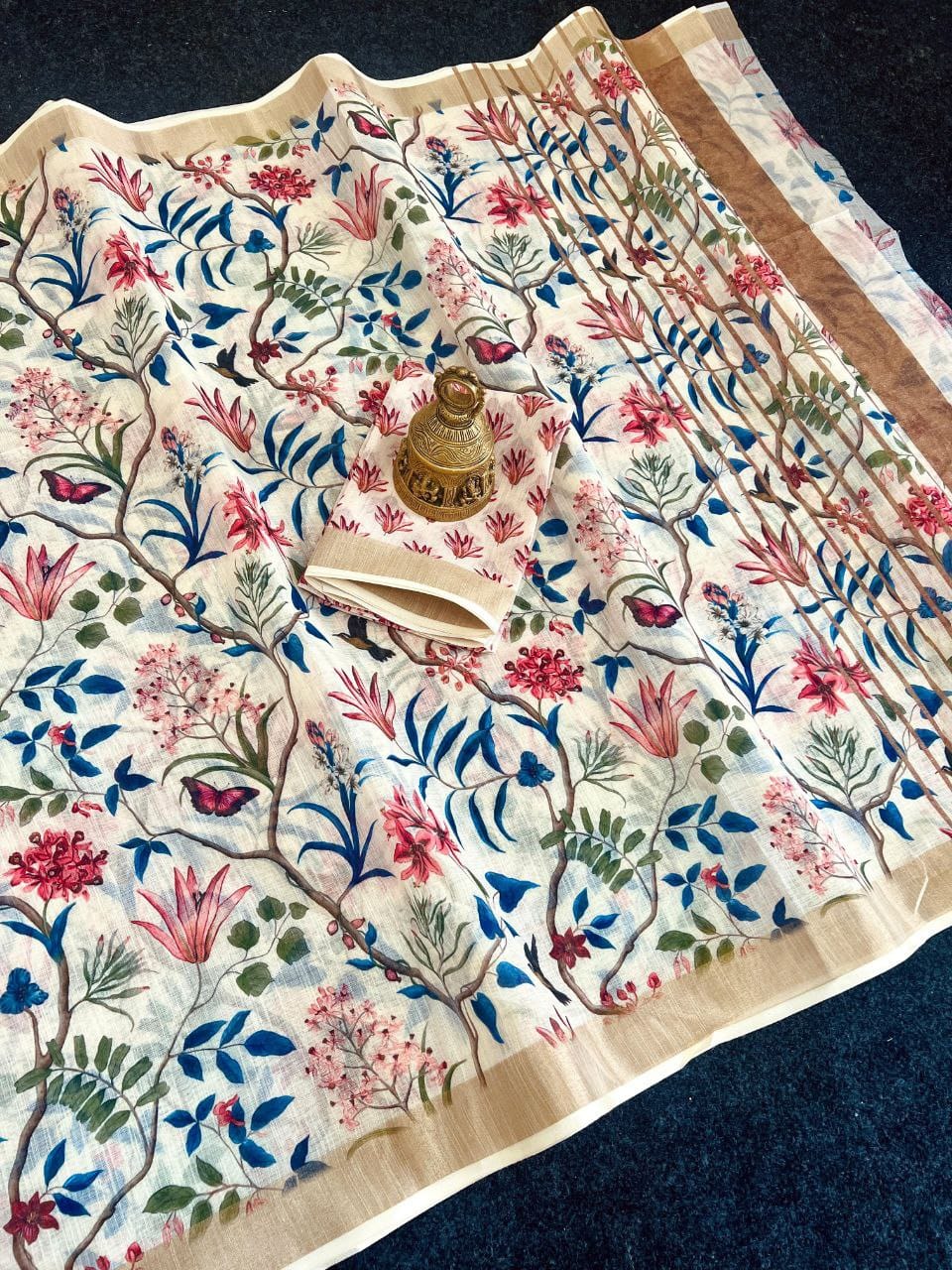 Linen Slub Cotton Floral Saree – ₹899