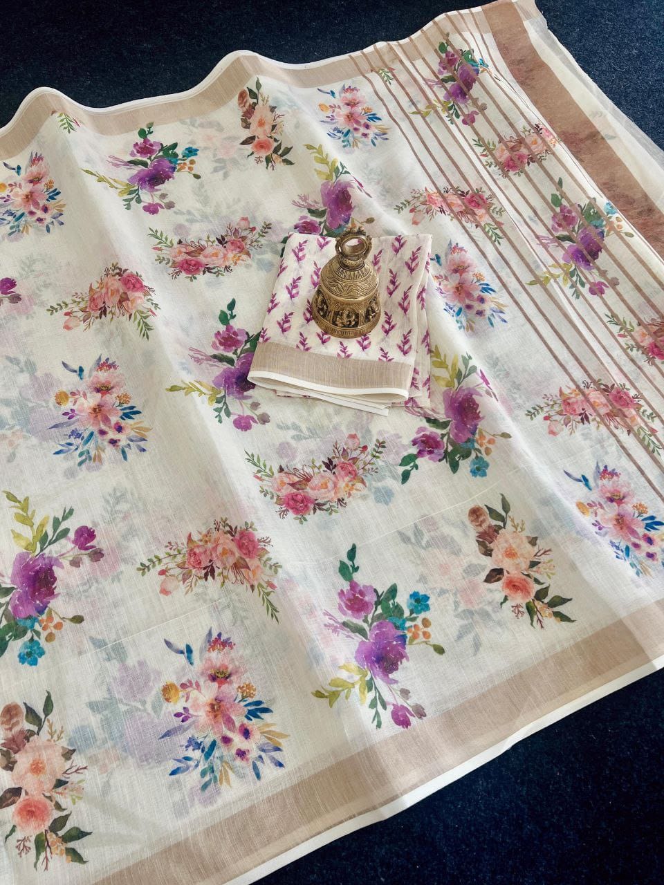Linen Slub Cotton Floral Saree – ₹899