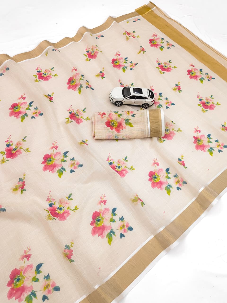 Linen Slub Cotton Floral Saree – ₹899