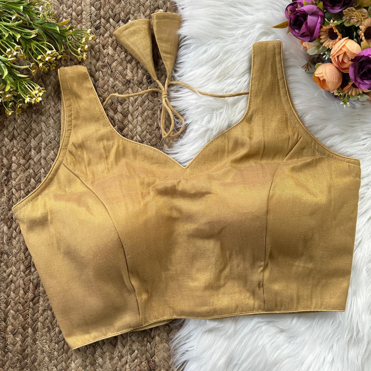 Soft Semi Silk Sweetheart Readymade Blouse – ₹550