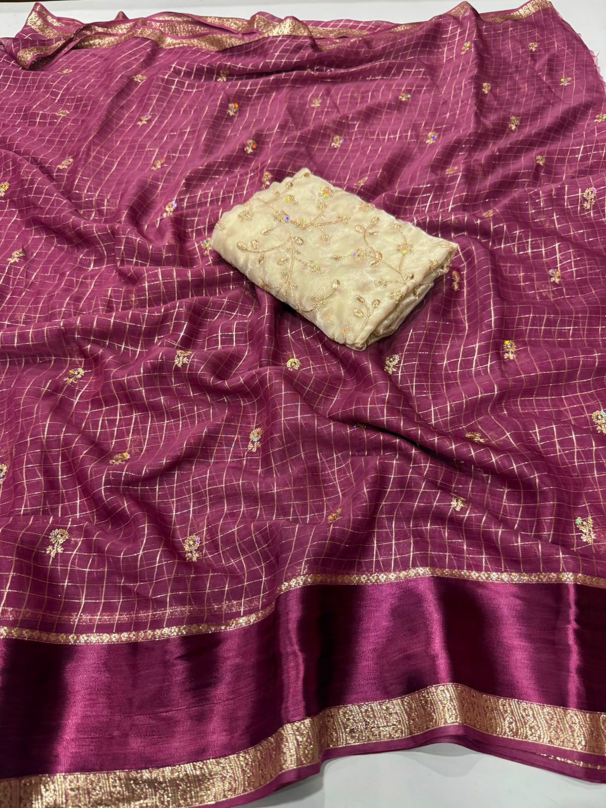 Georgette Viscose Checked Saree with Viscose Zari Weaving