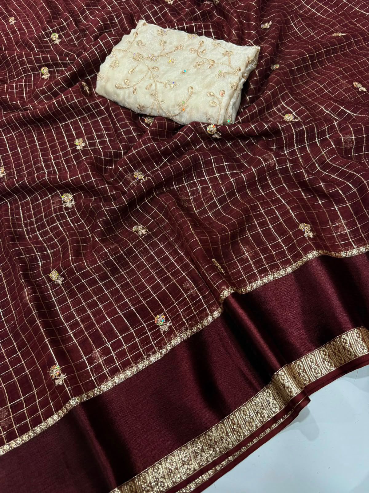 Georgette Viscose Checked Saree with Viscose Zari Weaving
