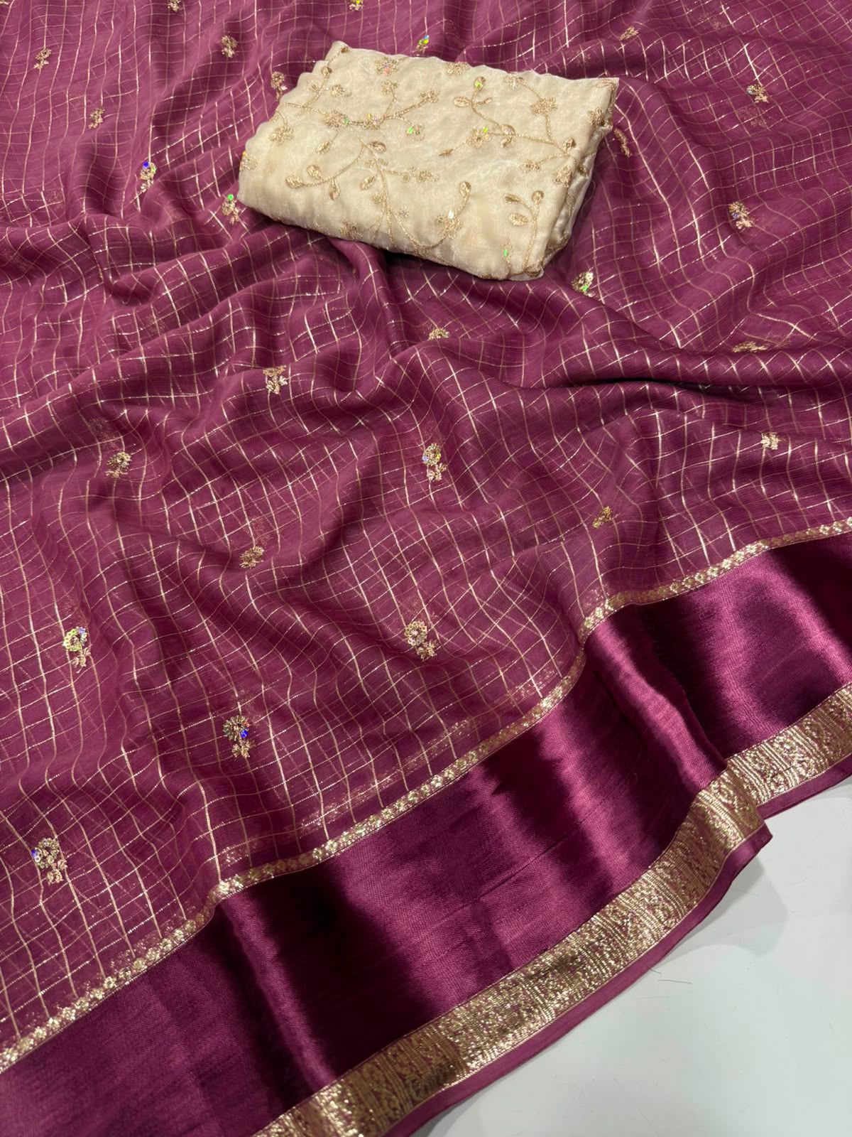 Georgette Viscose Checked Saree with Viscose Zari Weaving