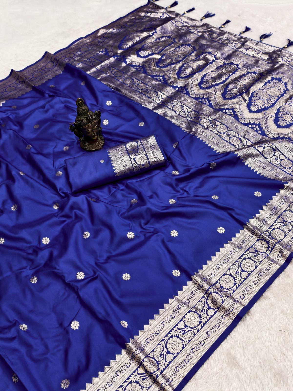Soft Two-Tone Banarasi Silk Weaving Sarees