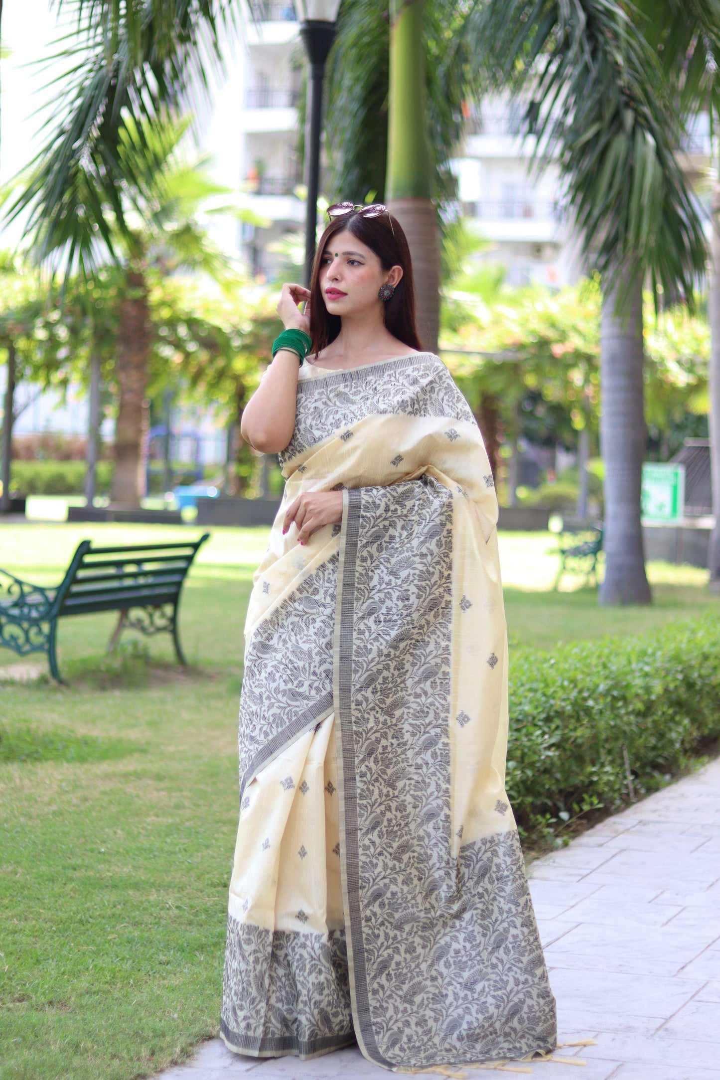 RUTRANG – Banglori Handloom Raw Silk Saree - Off White