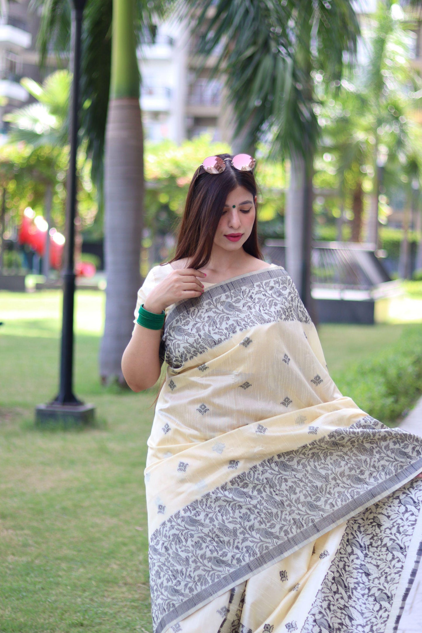 RUTRANG – Banglori Handloom Raw Silk Saree - Off White