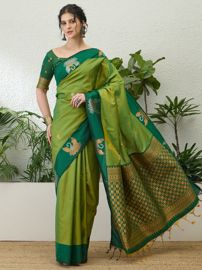 Soft Handloom Dual Tone Effect Saree with Brocade Zari Pallu – ₹1399