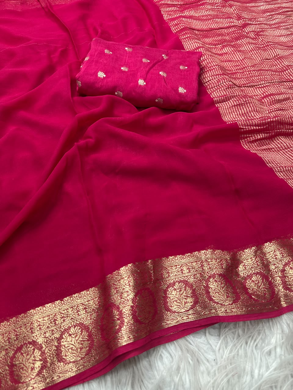 Georgette Viscose Weaving Saree with Viscose Zari Borders – ₹1399