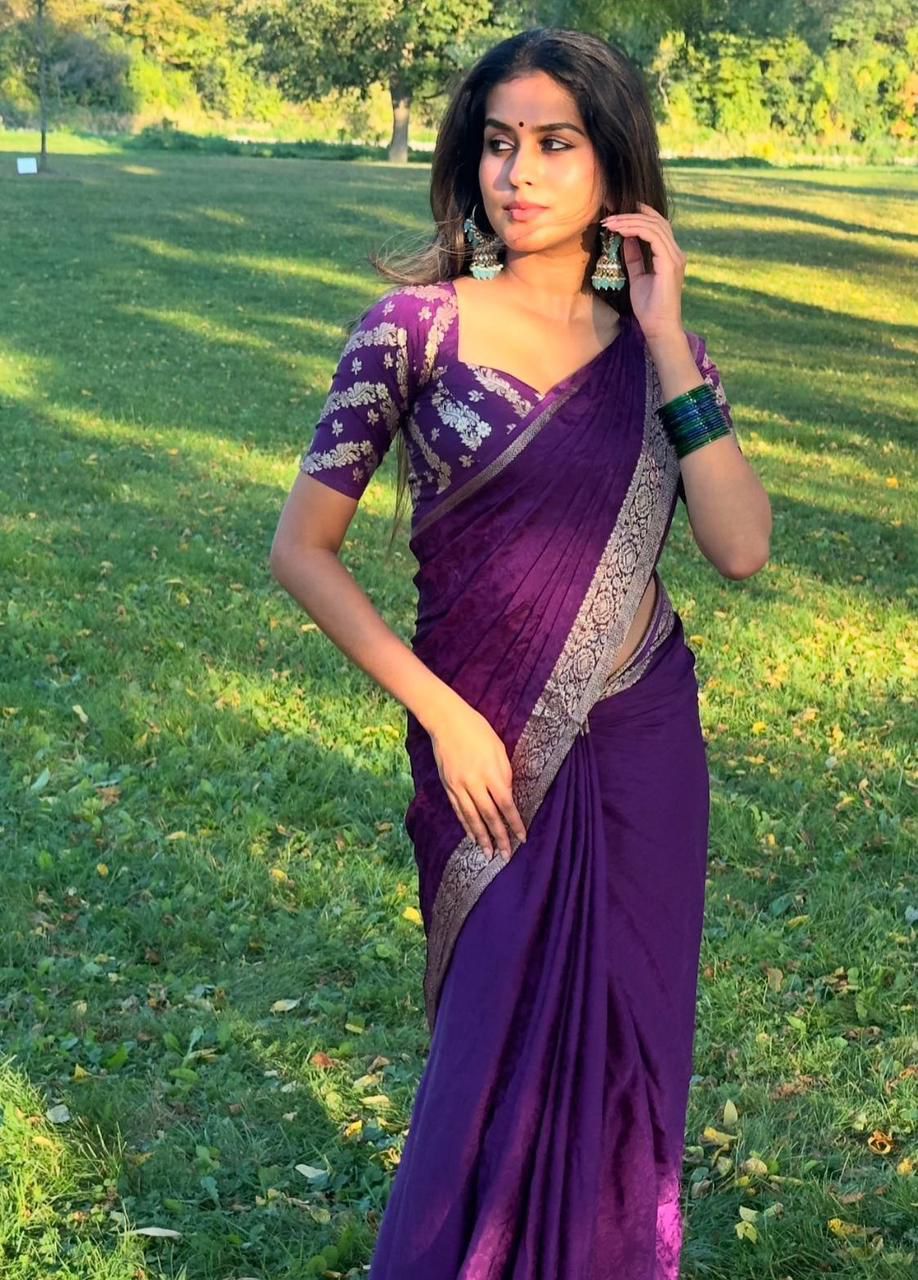 Viscose Chinnon Silk Saree with Viscose Zari Weaving Borders – ₹1550