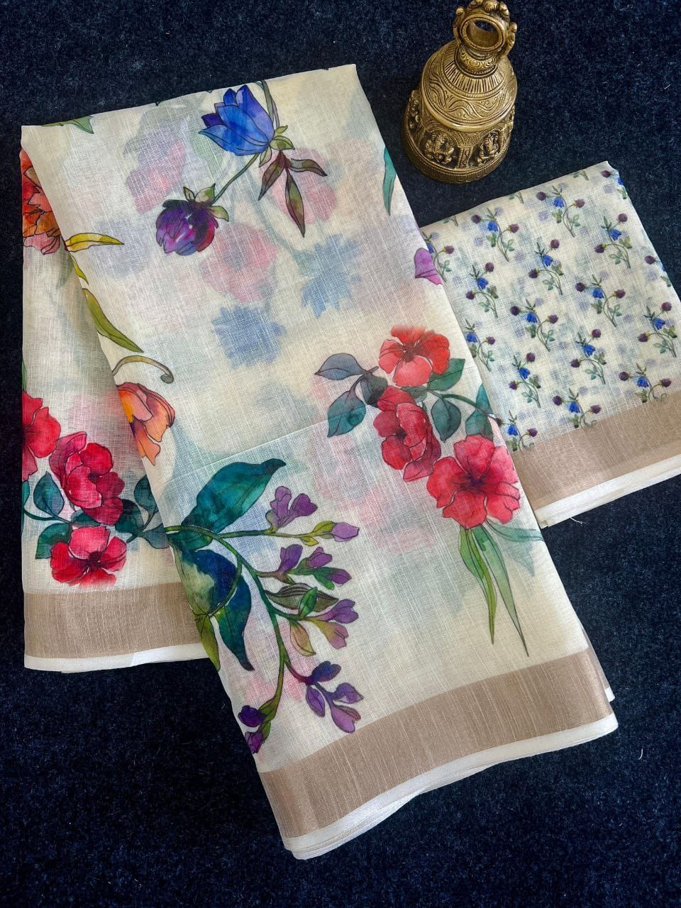 Linen Slub Cotton Floral Saree – ₹899