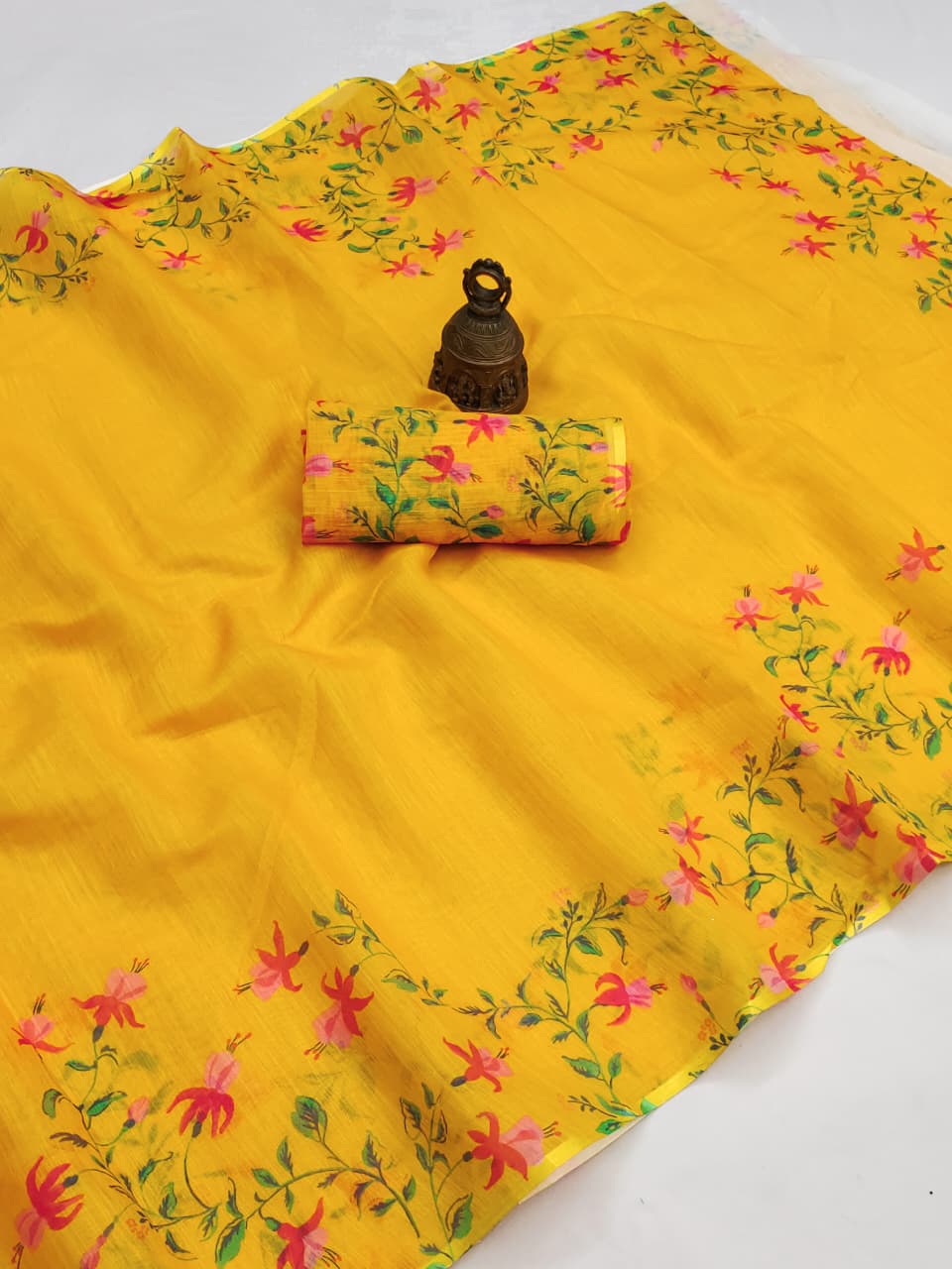 Linen Slub Cotton Floral Saree – ₹899