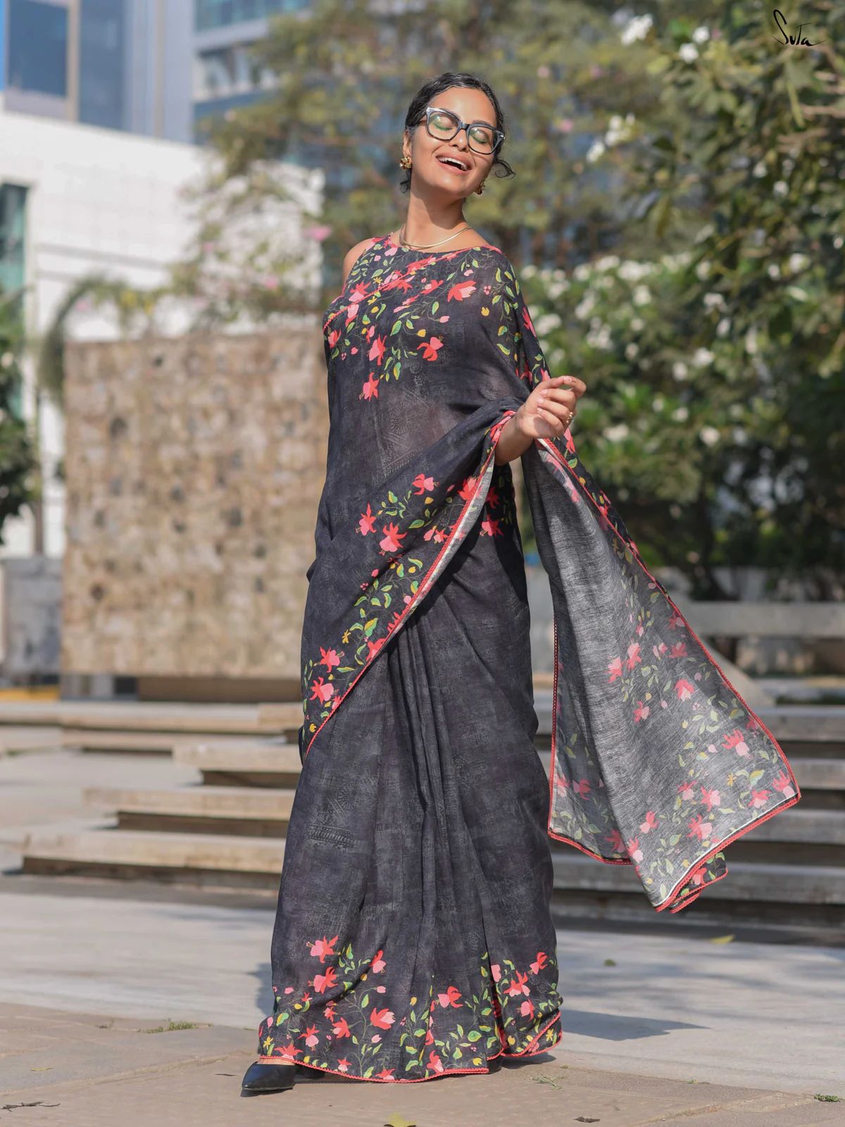 Linen Slub Cotton Floral Saree – ₹899