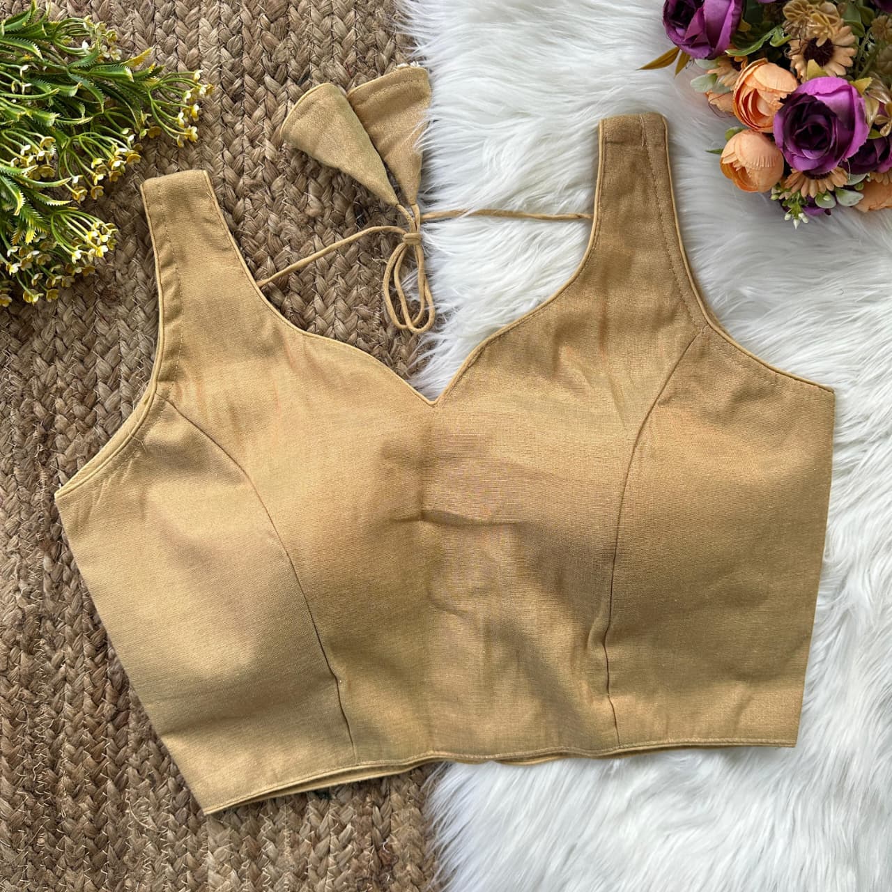 Soft Semi Silk Sweetheart Readymade Blouse – ₹550