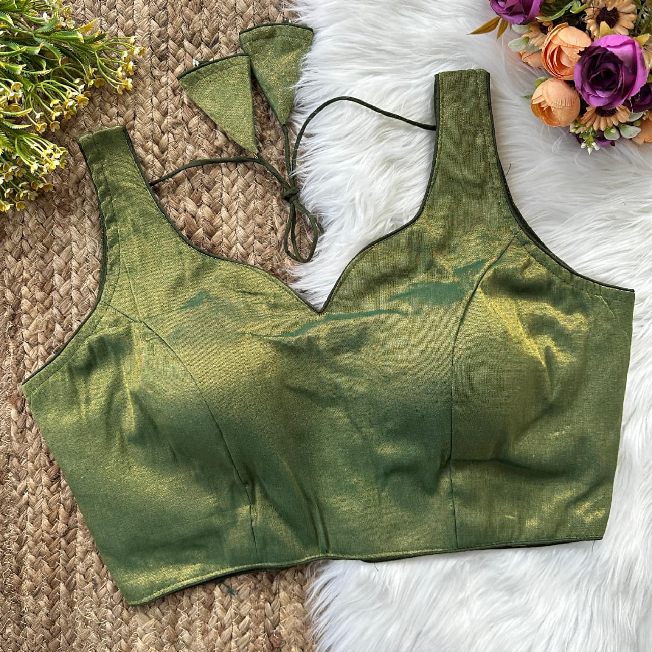 Soft Semi Silk Sweetheart Readymade Blouse – ₹550