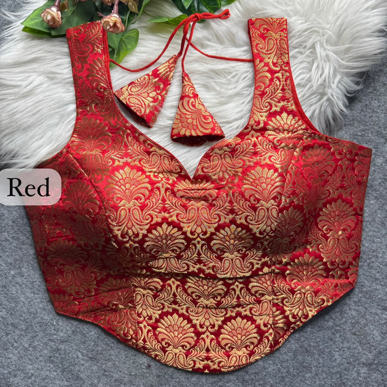 Brocade Silk Readymade Blouse – ₹650