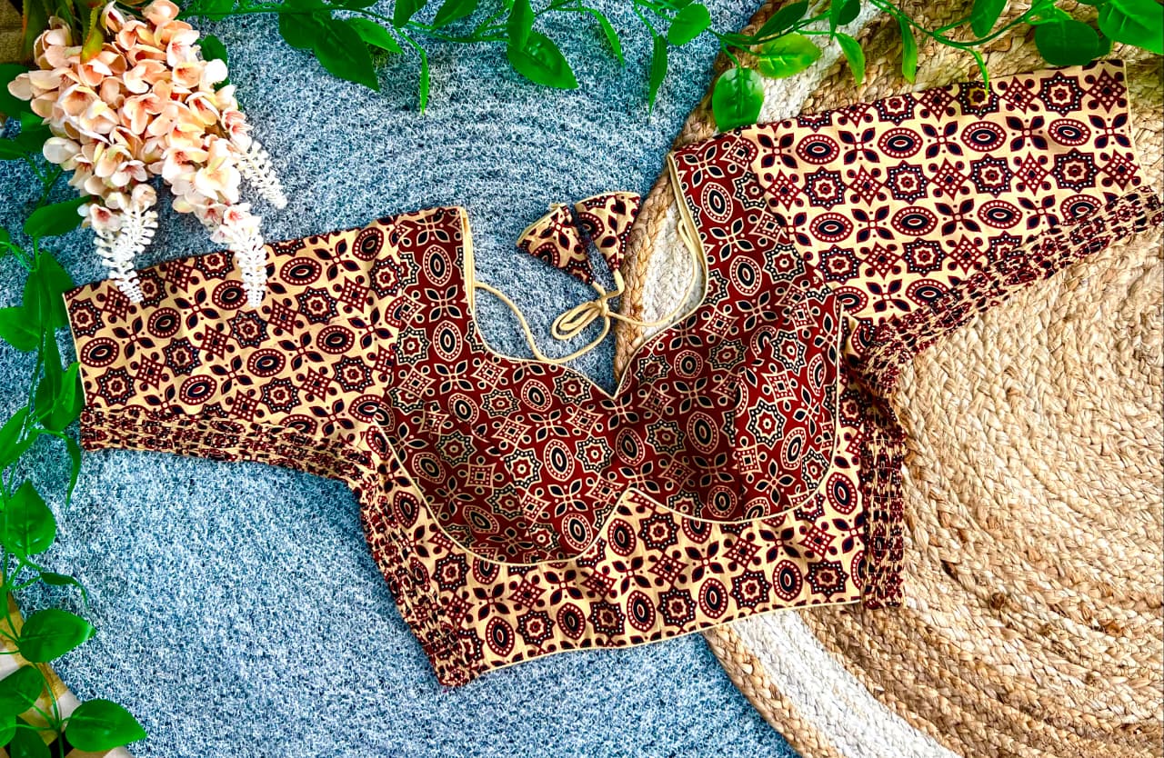 Side Elastic Stretchable Readymade Blouse – ₹699