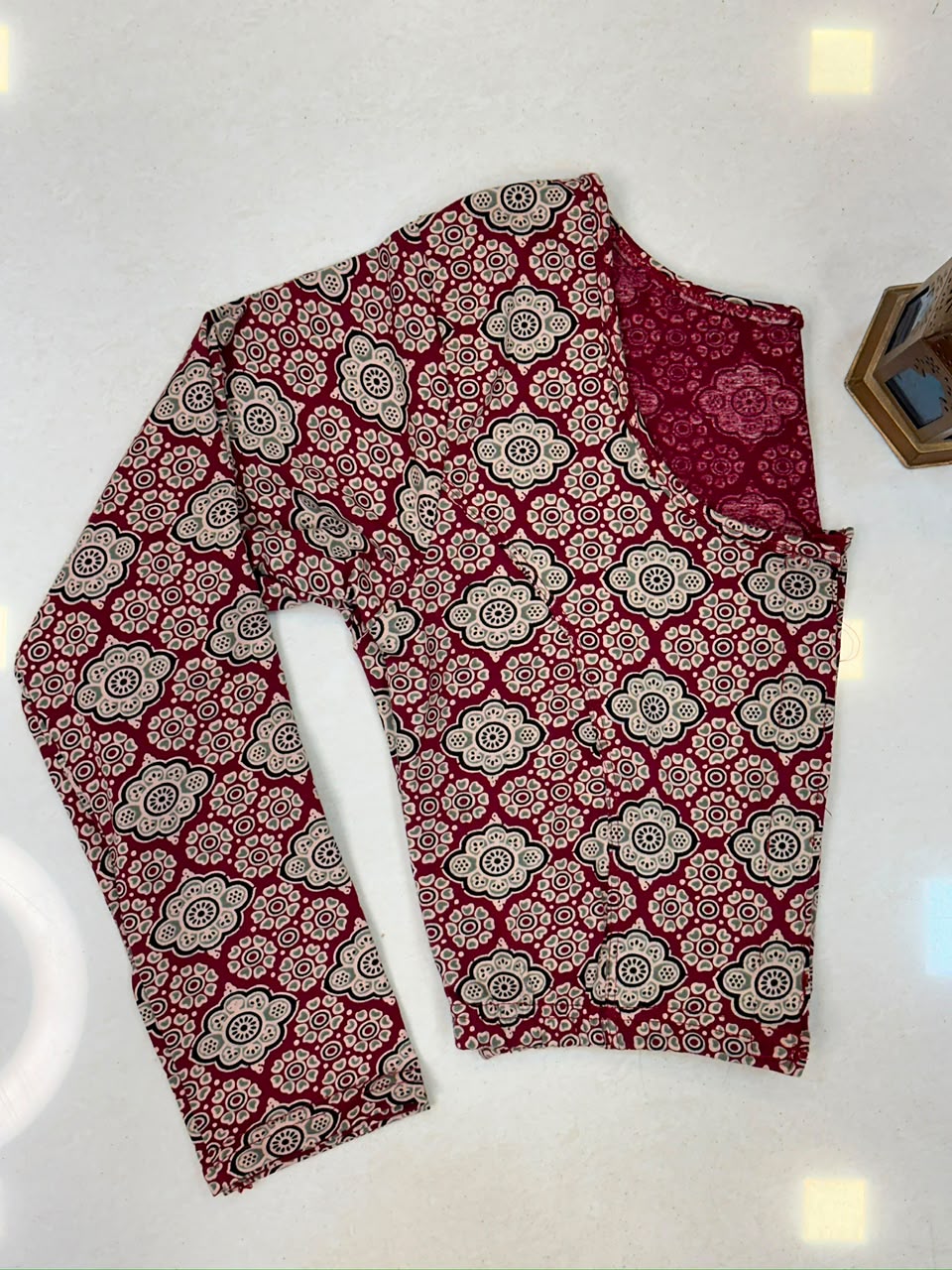 5501 - Elastic Long Sleeve Stretchable Ajrakh Blouse – ₹499