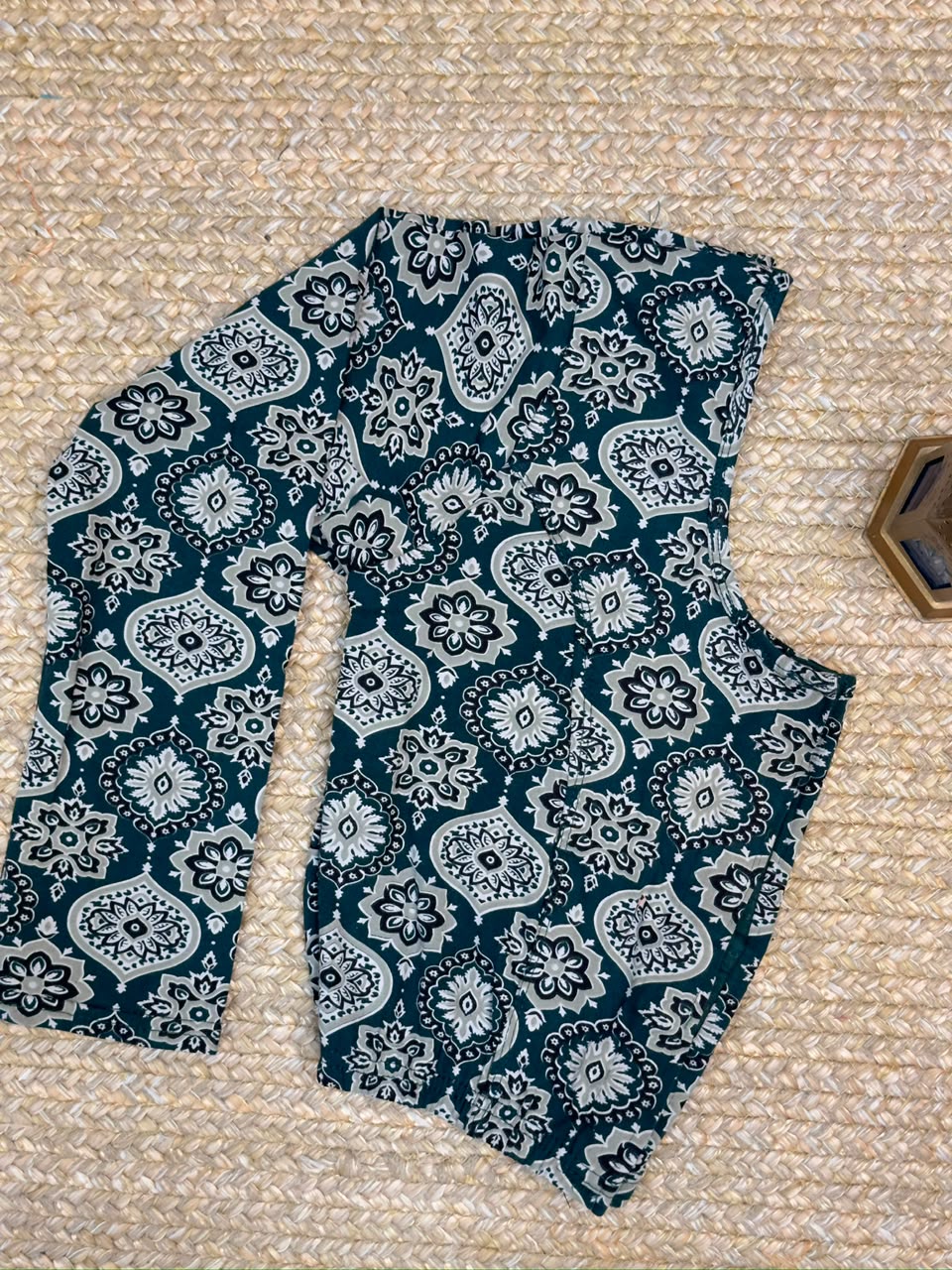 5501 - Elastic Long Sleeve Stretchable Ajrakh Blouse – ₹499