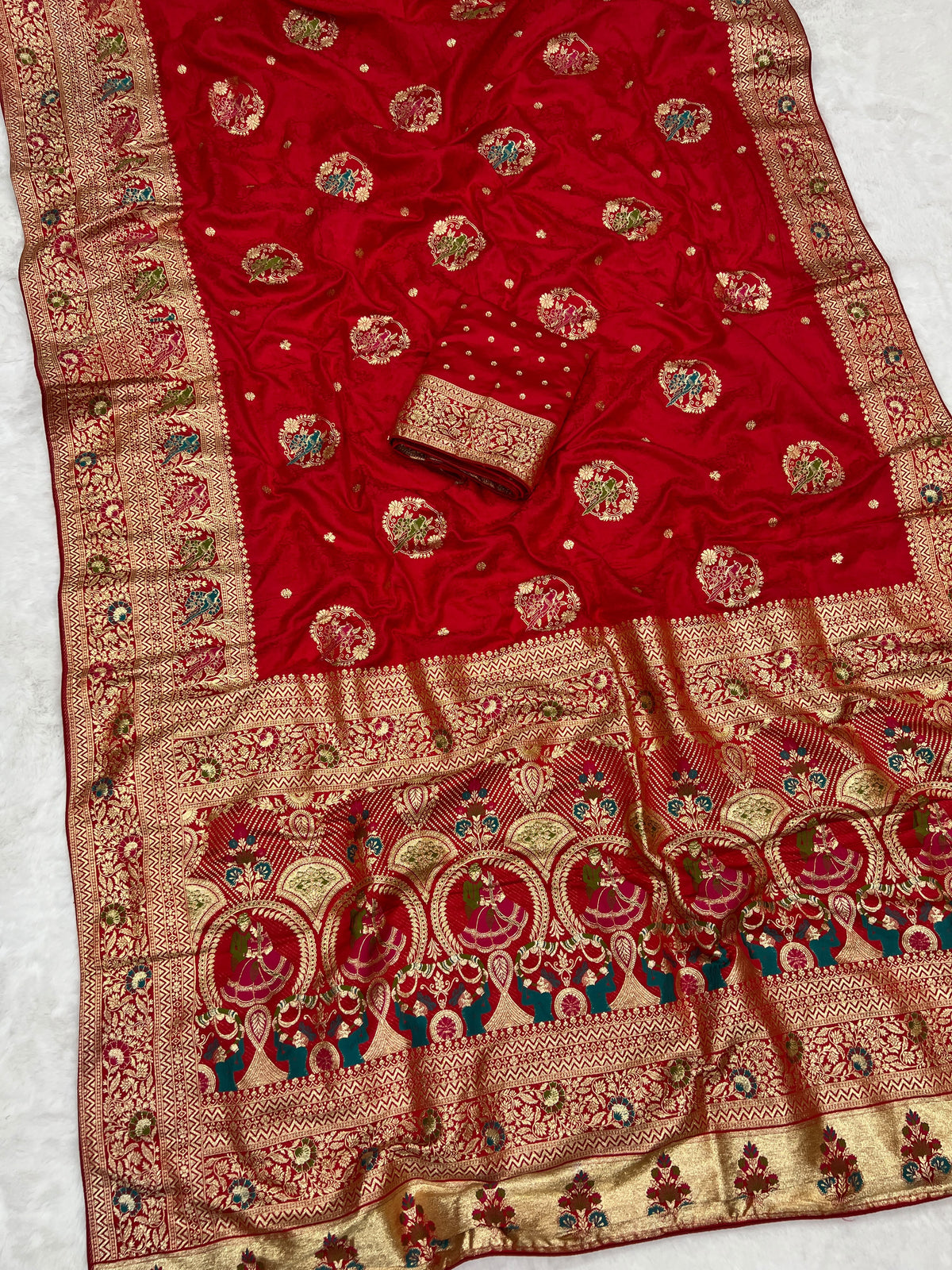 Dola Viscose Silk Sarees with Meenakari Zari Weaving