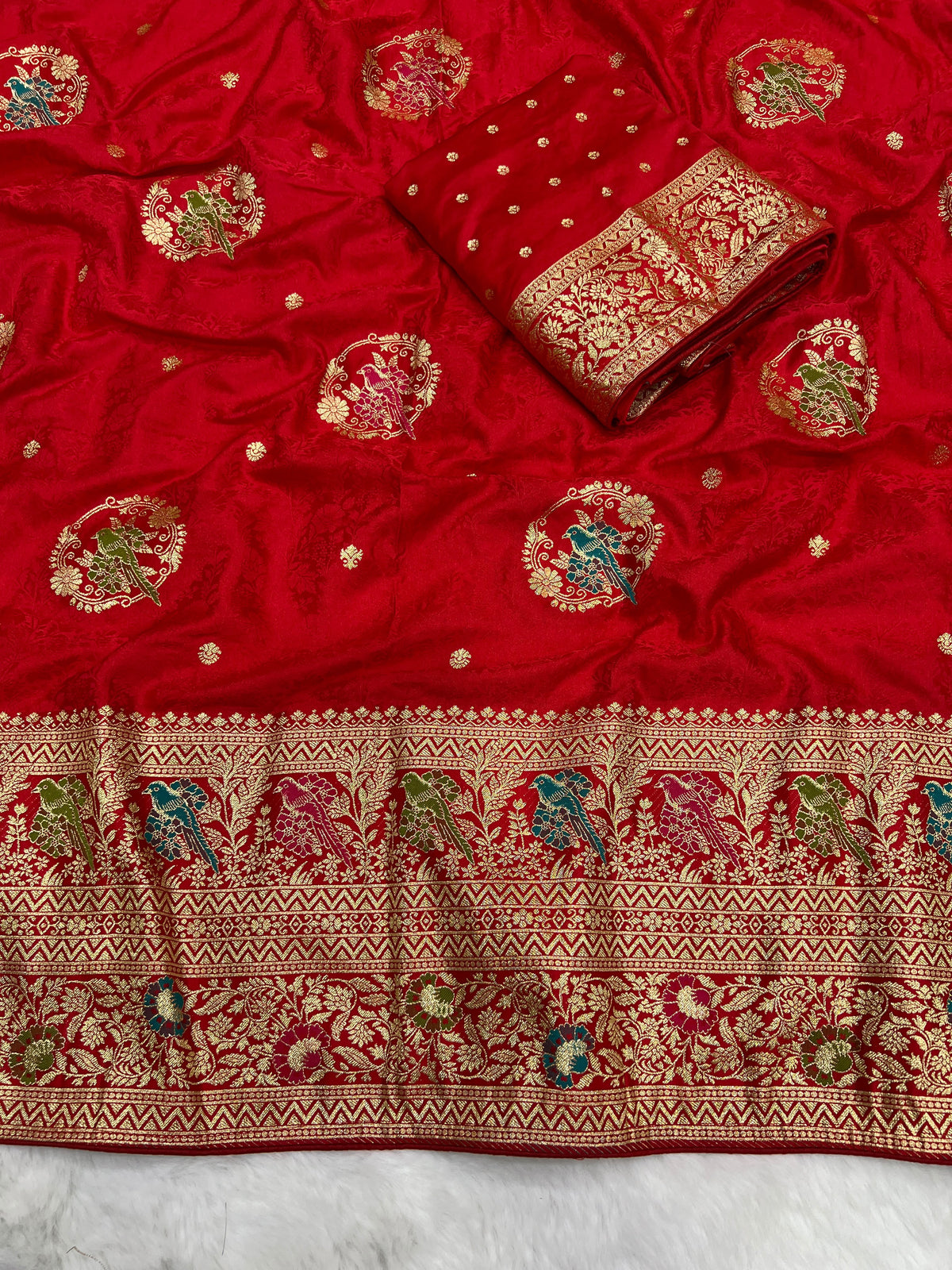 Dola Viscose Silk Sarees with Meenakari Zari Weaving