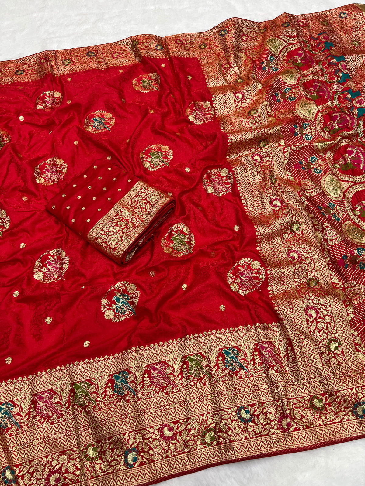 Dola Viscose Silk Sarees with Meenakari Zari Weaving