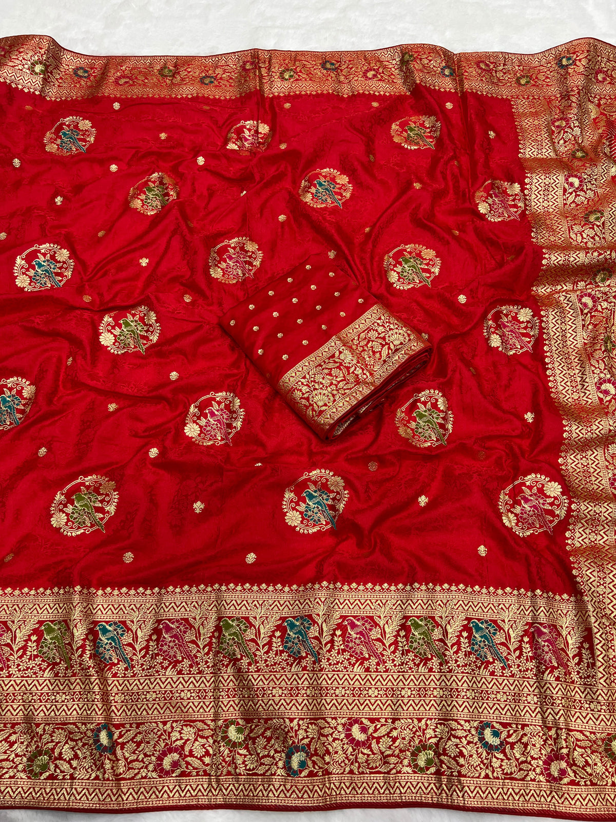 Dola Viscose Silk Sarees with Meenakari Zari Weaving