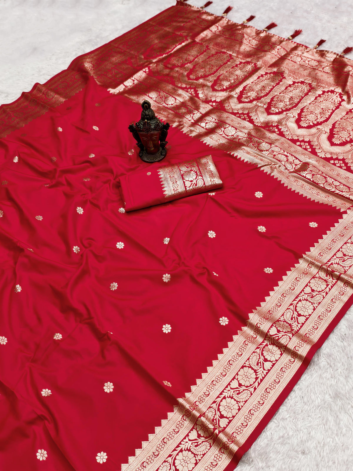 Soft Two-Tone Banarasi Silk Weaving Saree