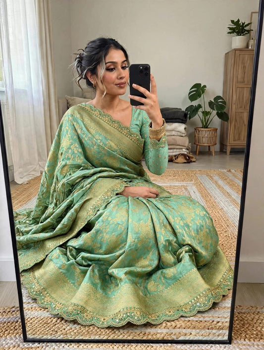 Semi Kanjivaram Jaal Floral Zari Weaving Sarees