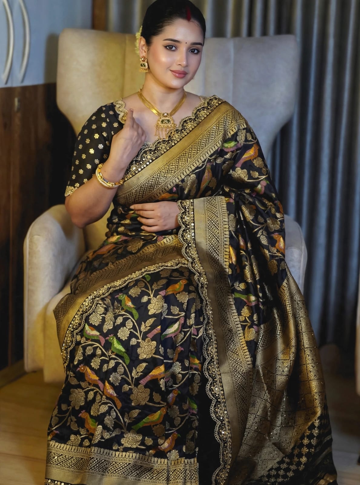 Semi Kanjivaram Jaal Floral Zari Weaving Sarees