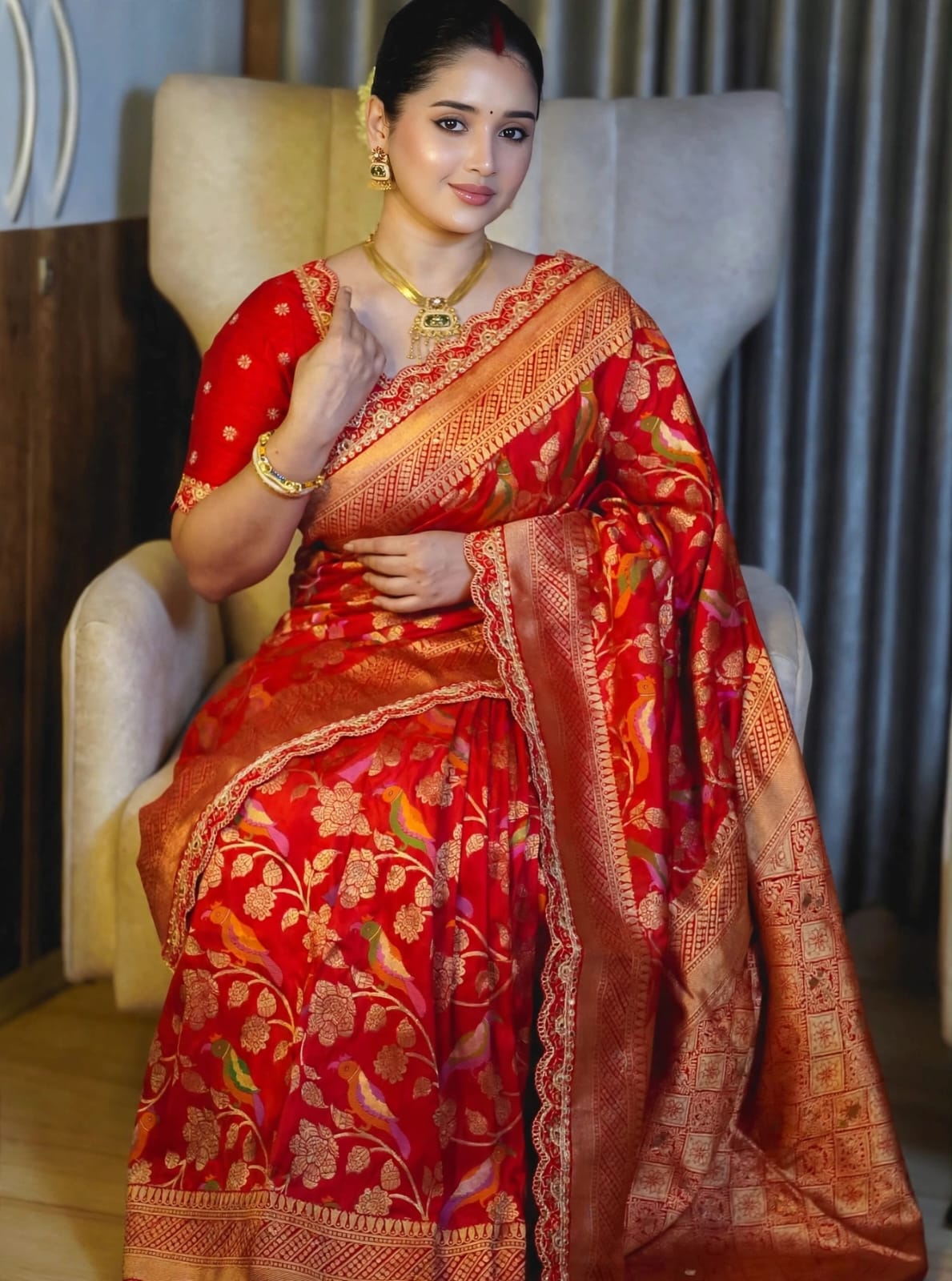 Semi Kanjivaram Jaal Floral Zari Weaving Sarees