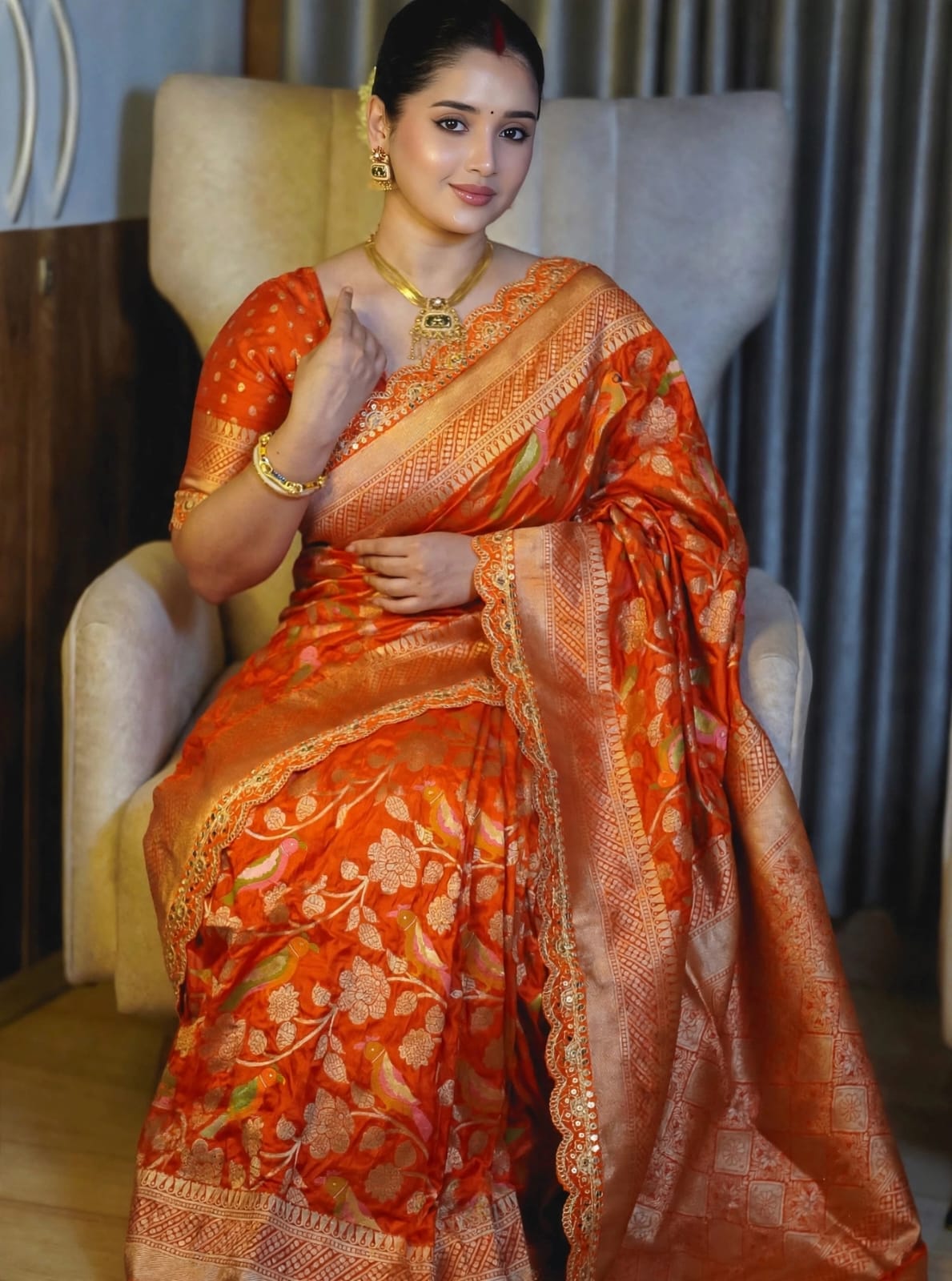 Semi Kanjivaram Jaal Floral Zari Weaving Sarees
