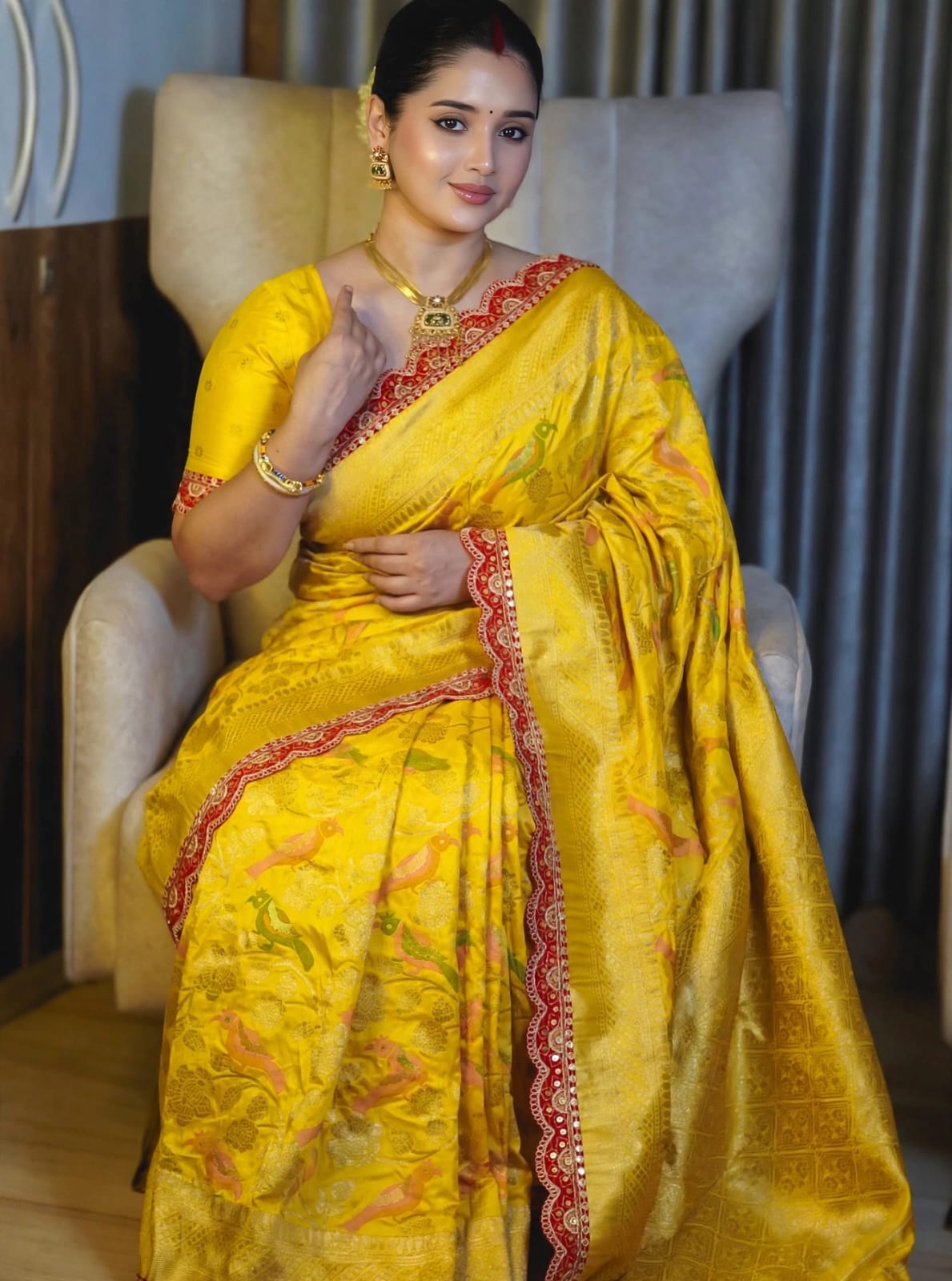 Semi Kanjivaram Jaal Floral Zari Weaving Sarees