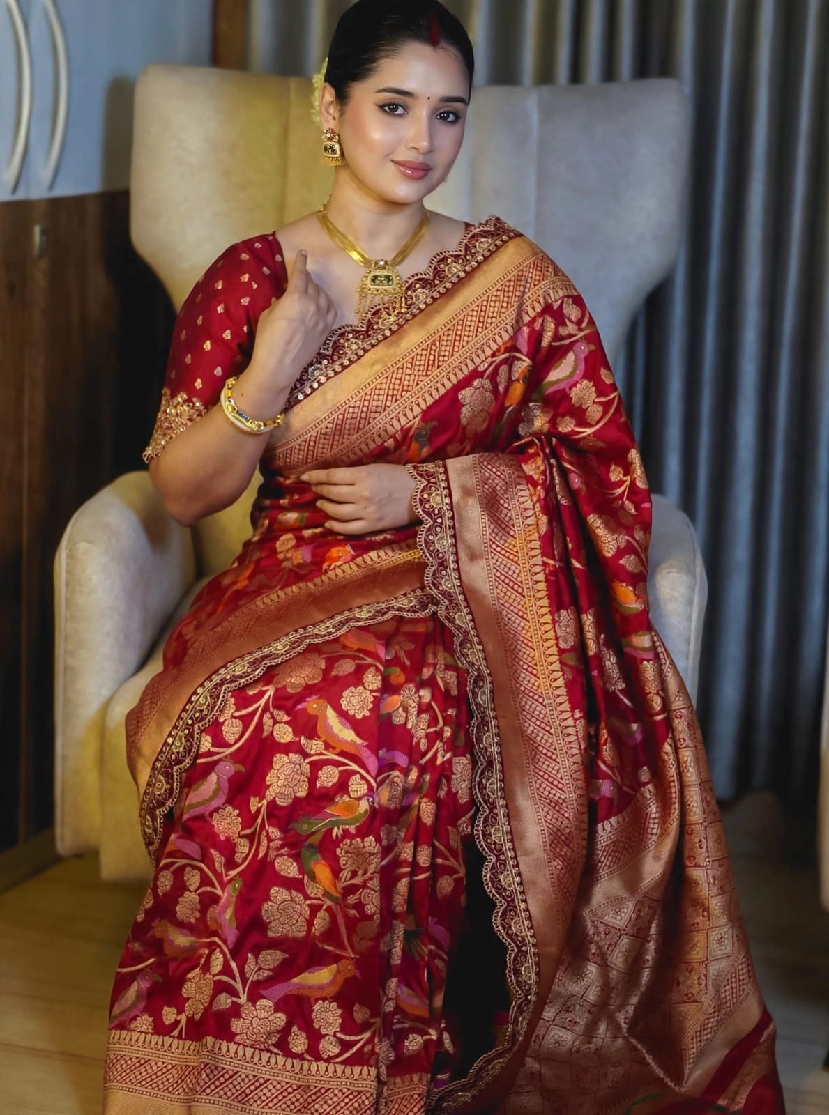 Semi Kanjivaram Jaal Floral Zari Weaving Sarees