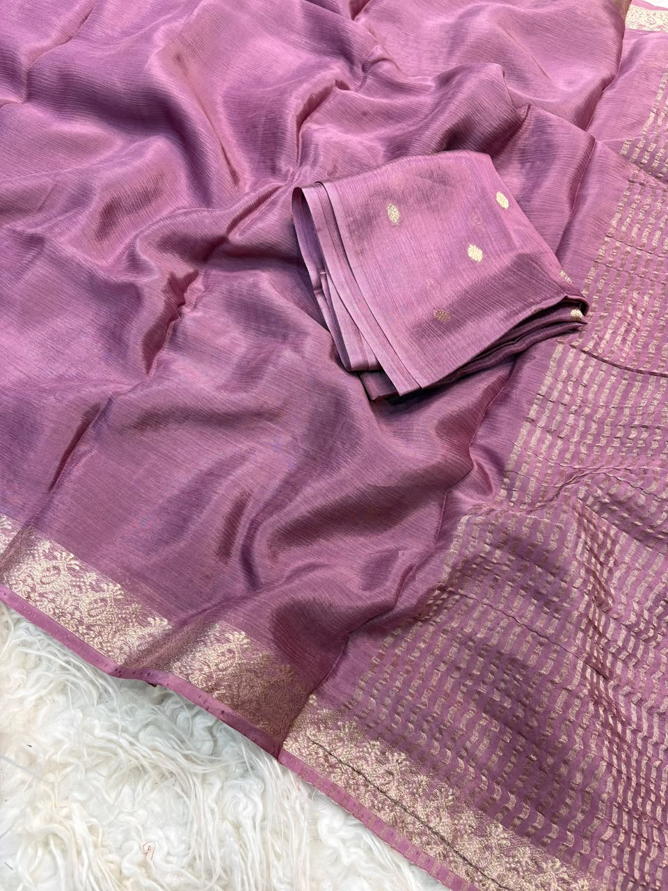 Viscose Georgette Silk Sarees with Viscose Zari Borders