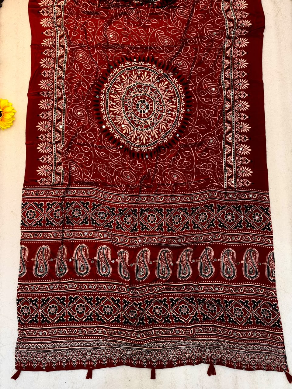 Crepe Silk Mirror Work Bandhini Saree