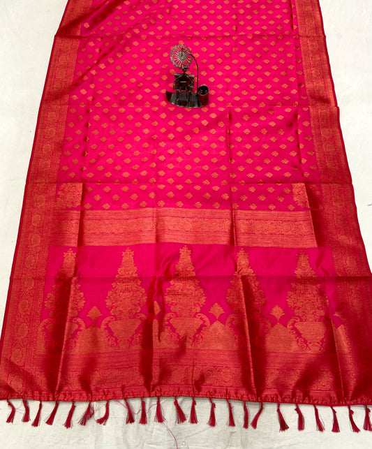 MAGNITE Soft Banarasi Silk Saree with Copper Zari Weaving & Rich Pallu PINK